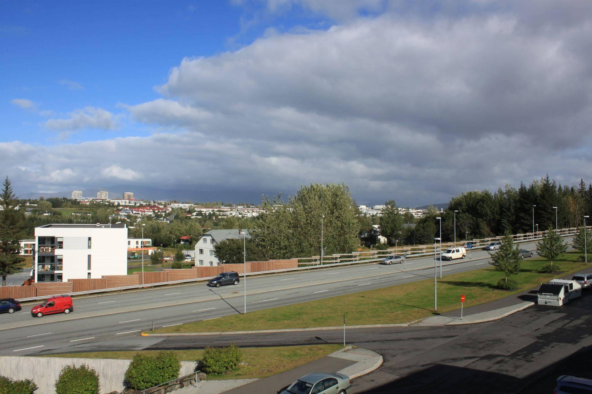 Lux Apart Kópavogur Buitenkant foto